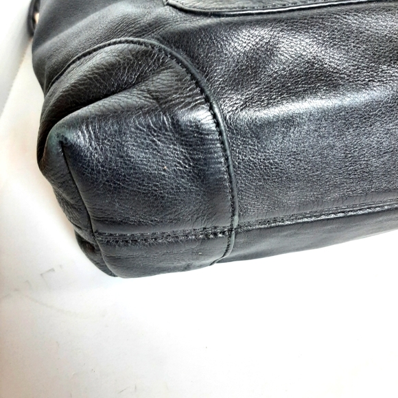 Danier Genuine Leather Bag - Picture 4 of 12